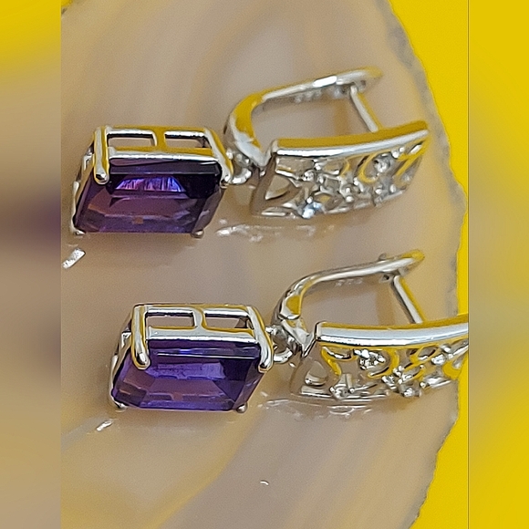 Natural Purple‎ Amethyst 10x8mm & White Topaz 925 Sterling Silver Earrings - Picture 6 of 8